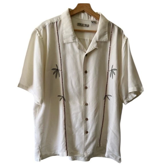 Batik Bay White Tropical Men's Shirt - Picture 1 of 6